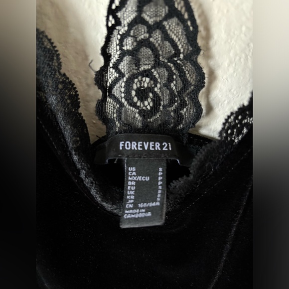 Forever 21 Black Velvet top - Picture 3 of 3